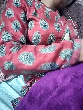 Snapshot of Hot-Rubyy chatting on February 19, 2026, 11:29 am Hot-Rubyy online show from February 19, 2026, 11:29 am