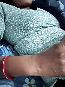 Hot-Rubyy online show from March 11, 2026, 4:34 pm