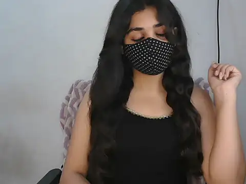 Cutie Sonam online show from April 13, 2026, 3:32 am