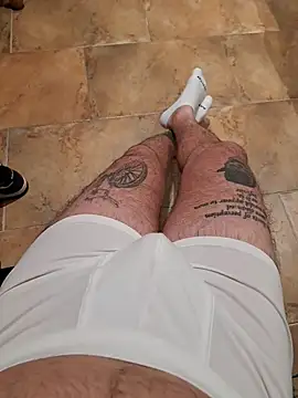 Snapshot of TheRealJoanPere chatting on December 4, 2025, 7:46 pm TheRealJoanPere online show from December 4, 2025, 7:46 pm