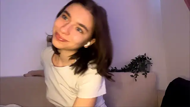 LilithFlamey online show from January 11, 2026, 10:22 am