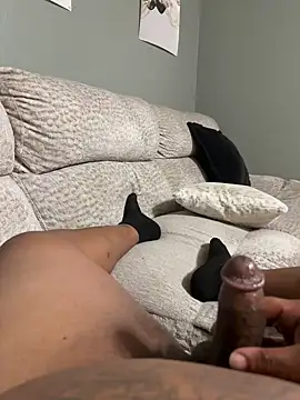 Snapshot of landongordon145 chatting on October 27, 2025, 9:49 pm landongordon145 online show from October 27, 2025, 9:49 pm