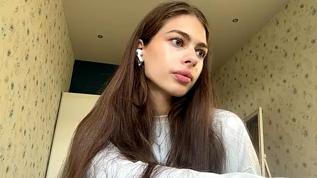 EastLuna online show from October 29, 2025, 7:18 am