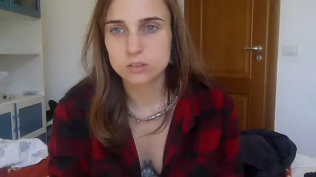 SinnEmily online show from April 8, 2026, 9:00 am