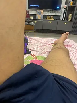 cuminnbaby online show from October 26, 2025, 8:20 pm