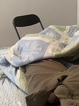 bigbuufuu online show from October 27, 2025, 7:26 pm