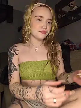 mattiethebaddieee online show from March 24, 2026, 3:28 am