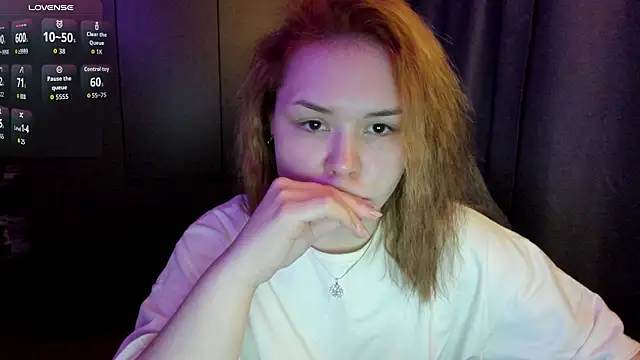 sophia lix online show from March 7, 2026, 12:43 pm