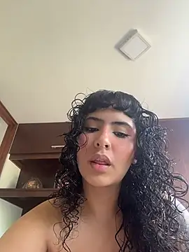 SugarTroubl33 online show from March 28, 2026, 2:07 pm