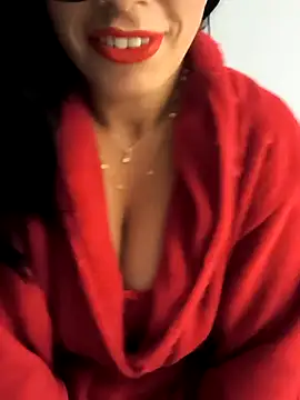 paularois online show from November 10, 2025, 3:22 am