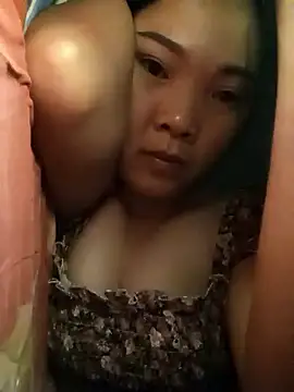 Lovebaby-love online show from October 28, 2025, 1:54 pm