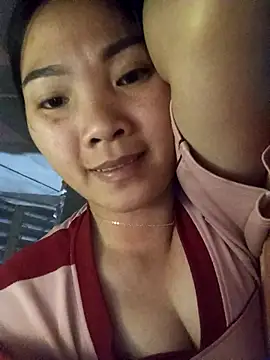 Lovebaby-love online show from November 22, 2025, 1:32 pm