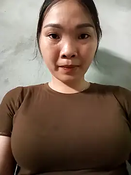 Lovebaby-love online show from April 9, 2026, 2:57 am