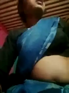 nikita hot83 online show from October 30, 2025, 5:10 pm