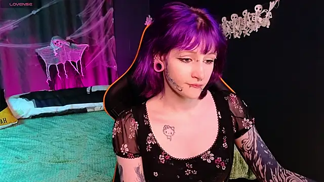 Snapshot of karkadeshk chatting on October 30, 2025, 10:13 am karkadeshk online show from October 30, 2025, 10:13 am