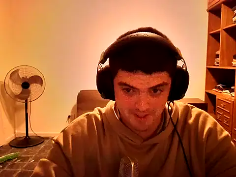 Snapshot of franquitotupapacito chatting on October 27, 2025, 5:19 am franquitotupapacito online show from October 27, 2025, 5:19 am