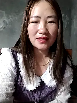 Snapshot of emini-xx chatting on February 23, 2026, 11:27 pm emini-xx online show from February 23, 2026, 11:27 pm