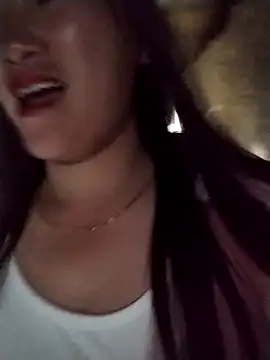 Snapshot of emini-xx chatting on January 16, 2026, 9:35 am emini-xx online show from January 16, 2026, 9:35 am