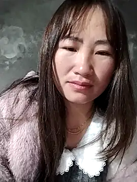 Snapshot of emini-xx chatting on February 3, 2026, 12:10 am emini-xx online show from February 3, 2026, 12:10 am