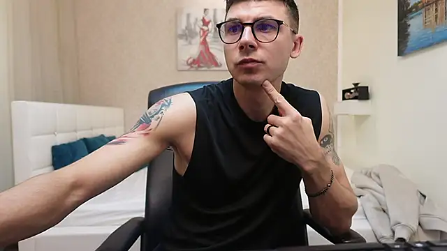 Snapshot of _Alex_Star chatting on October 30, 2025, 3:27 am  Alex Star online show from October 30, 2025, 3:27 am