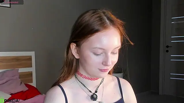 AngelWisee online show from May 26, 2026, 3:04 am