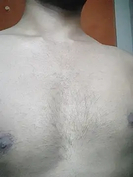 Snapshot of YoursLad chatting on October 27, 2025, 10:49 am YoursLad online show from October 27, 2025, 10:49 am