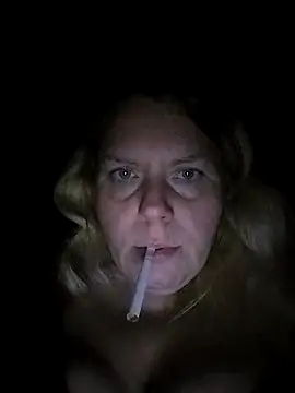 Lana-murr online show from November 7, 2025, 9:19 pm