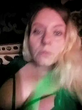 Lana-murr online show from November 28, 2025, 5:46 pm