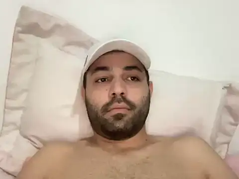 Snapshot of HotCamBR@xh chatting on October 28, 2025, 1:43 pm HotCamBRxh online show from October 28, 2025, 1:43 pm