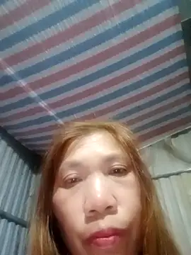 Snapshot of bella-la chatting on January 19, 2026, 11:47 am bella-la online show from January 19, 2026, 11:47 am