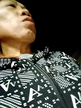 Snapshot of bella-la chatting on February 8, 2026, 9:18 am bella-la online show from February 8, 2026, 9:18 am