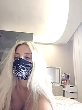 Sweet xxBuse online show from June 10, 2026, 9:27 pm