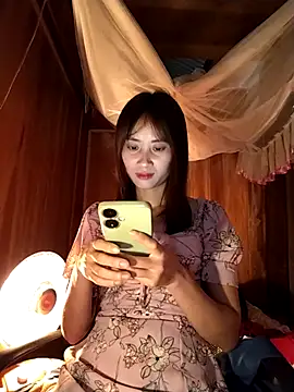 Em xinh01 online show from December 14, 2025, 8:31 am