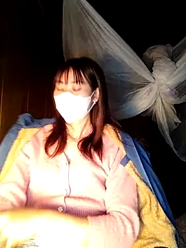 Em xinh01 online show from February 3, 2026, 10:37 pm