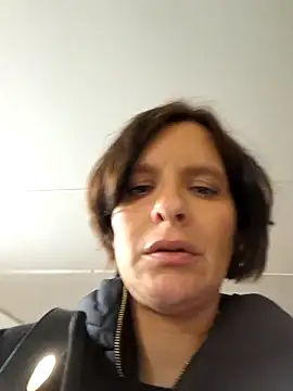 Piediniecollant online show from March 11, 2026, 11:04 am