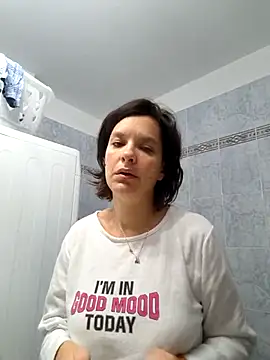 Piediniecollant online show from November 13, 2025, 5:22 am