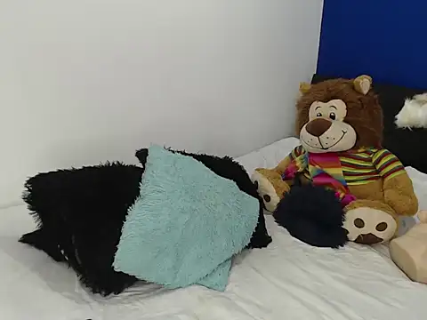 EmmilyConnor online show from March 4, 2026, 1:30 pm