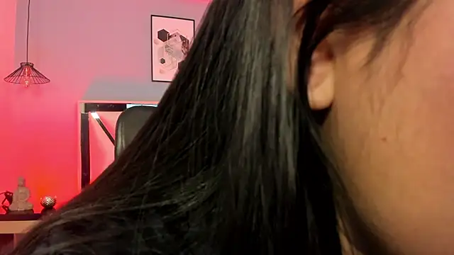 Snapshot of mia_jagger chatting on July 7, 2026, 3:42 am mia jagger online show from July 7, 2026, 3:42 am