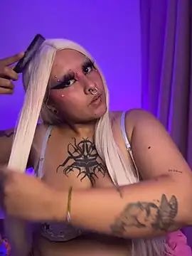 pinkbaddie777 online show from April 8, 2026, 2:35 am