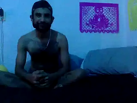 Snapshot of Charlystinsonrey chatting on October 30, 2025, 5:06 am Charlystinsonrey online show from October 30, 2025, 5:06 am