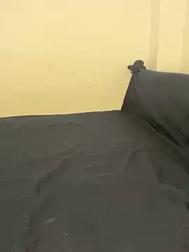 Shelas room official online show from April 10, 2026, 4:08 am