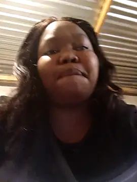 3bigcuteness online show from November 10, 2025, 2:00 pm