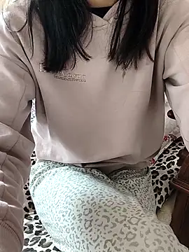 carlina28 online show from November 15, 2025, 10:30 am