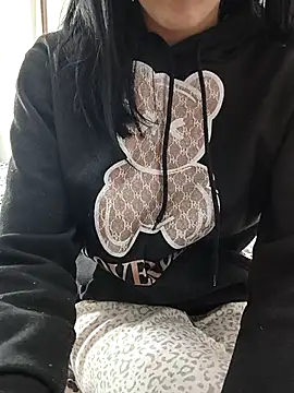 carlina28 online show from November 19, 2025, 11:43 am