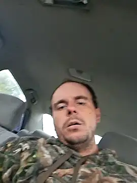 Snapshot of mommiesboy0903 chatting on October 28, 2025, 1:10 pm mommiesboy0903 online show from October 28, 2025, 1:10 pm