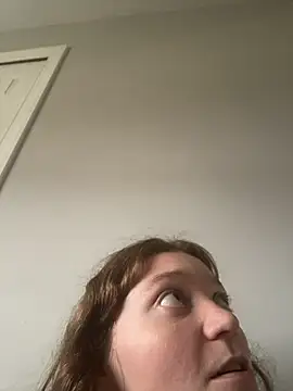 stonerbaby online show from July 7, 2026, 10:35 pm