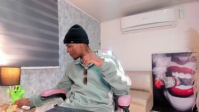 for itan online show from November 13, 2025, 12:42 pm