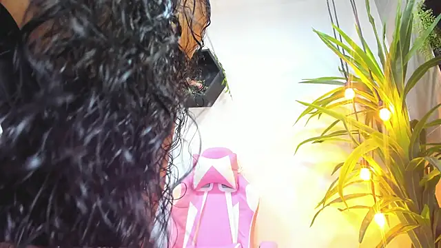 Marilyn Blakee online show from November 4, 2025, 12:20 pm