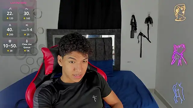 Snapshot of Maximiliano_Khalil chatting on February 10, 2026, 7:57 pm Maximiliano Khalil online show from February 10, 2026, 7:57 pm