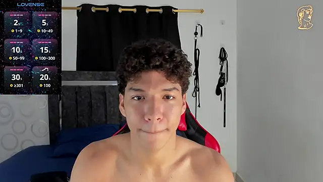 Snapshot of Maximiliano_Khalil chatting on February 1, 2026, 7:23 pm Maximiliano Khalil online show from February 1, 2026, 7:23 pm